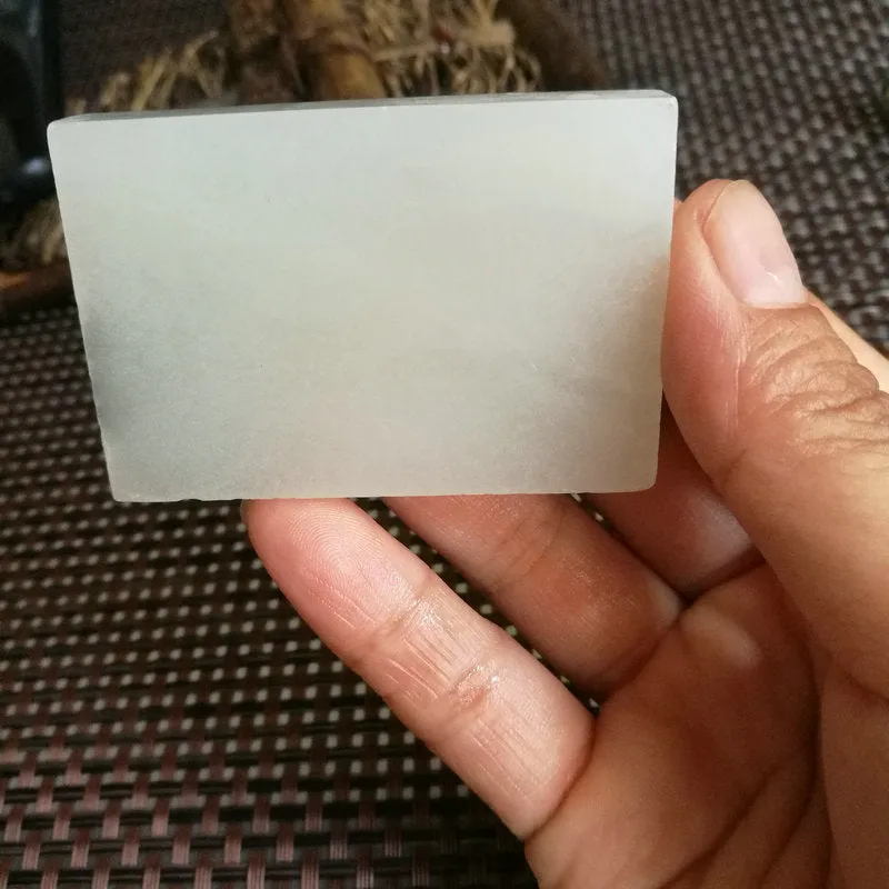 Natural Kunlun Jade Rough Nephrite Raw (64g, 5.9X4X0.9cm)