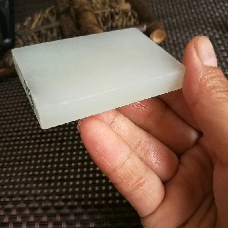 Natural Kunlun Jade Rough Nephrite Raw (64g, 5.9X4X0.9cm)