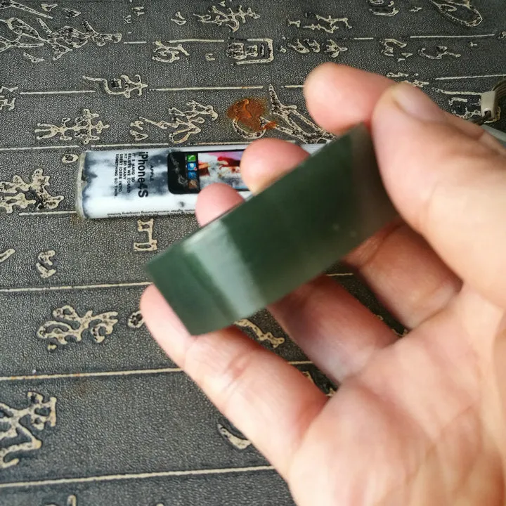 Natural Kunlun Jade Rough Nephrite Raw (99g, 5.1X5.1X1.6cm)
