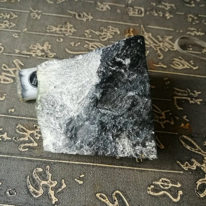 Natural Siberian Jade Rough Nephrite Raw (287g, 6.5X3.5X1.5cm)