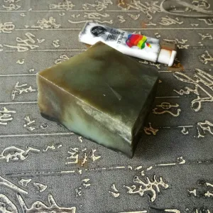 Natural Siberian Jade Rough Nephrite Raw (287g, 6.5X3.5X1.5cm)