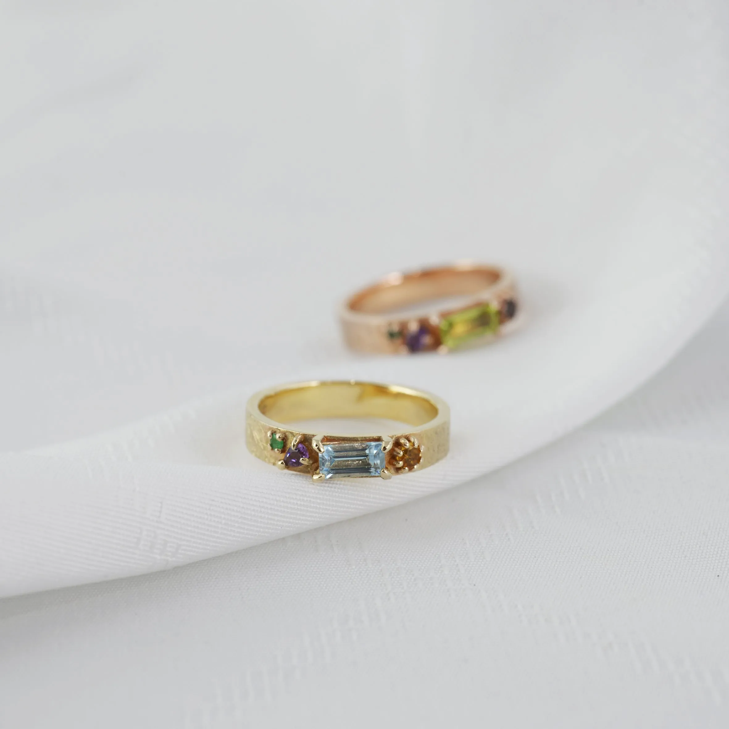 Throne Ring - 14K/ 18K Gold