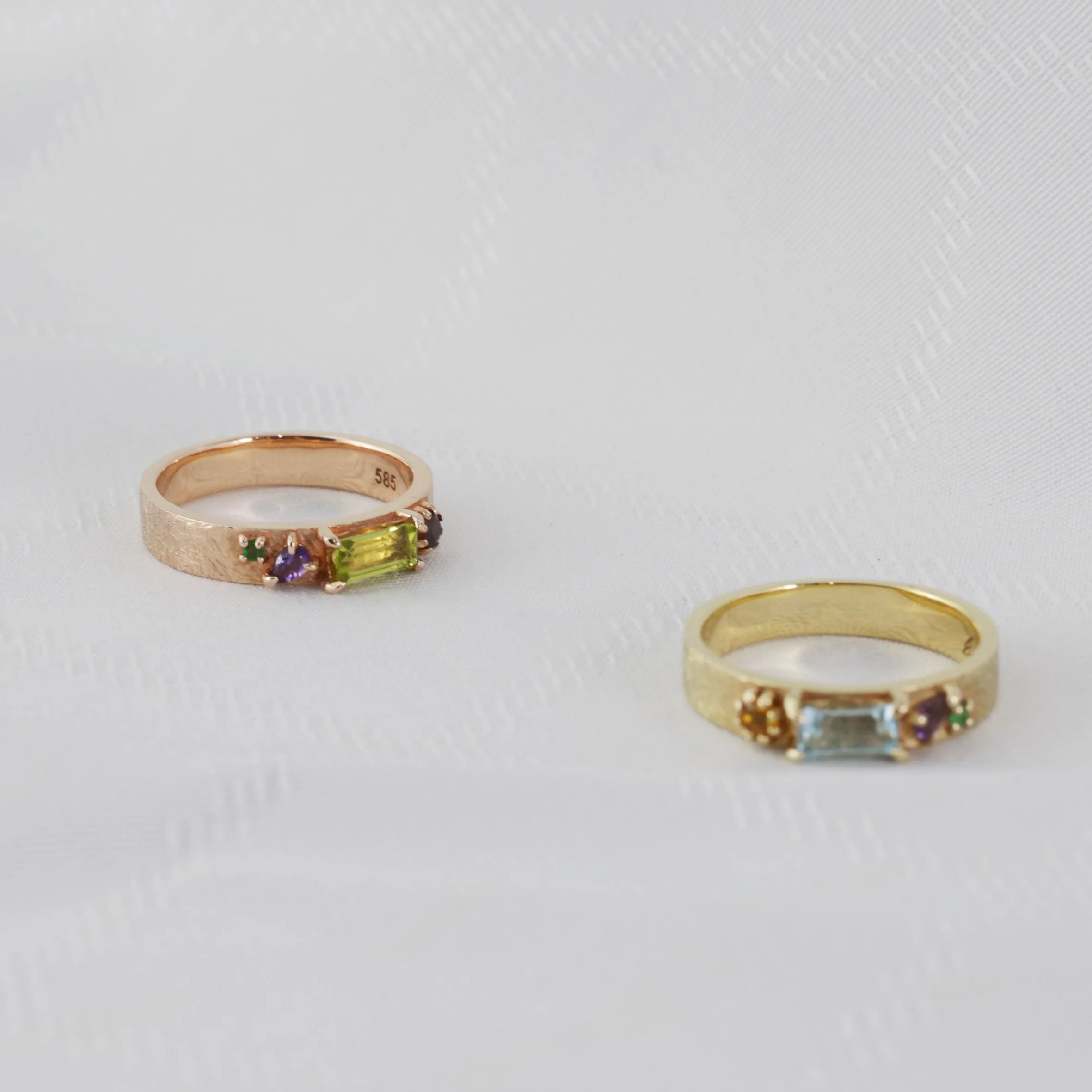 Throne Ring - 14K/ 18K Gold