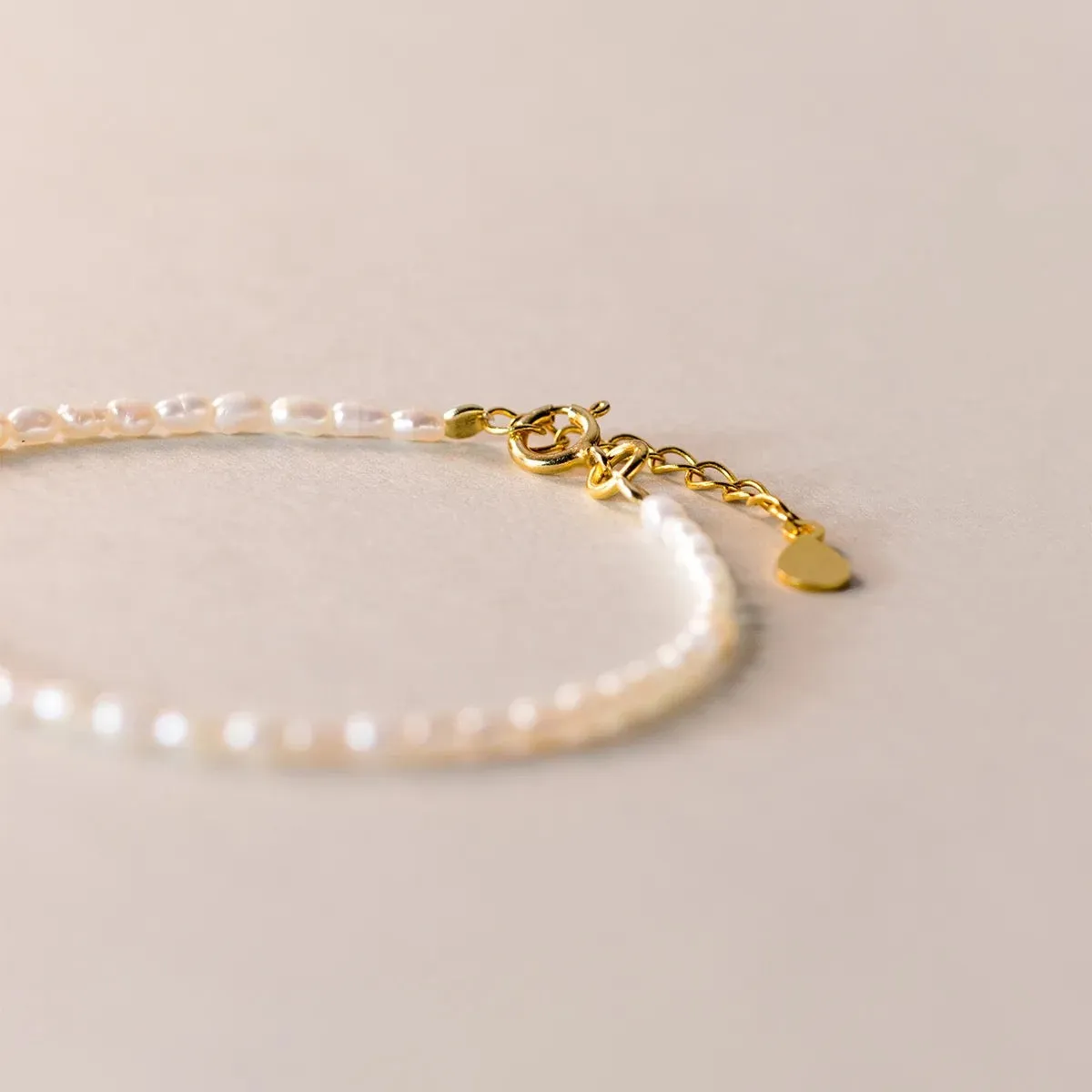 Tiny Pearl Bracelet
