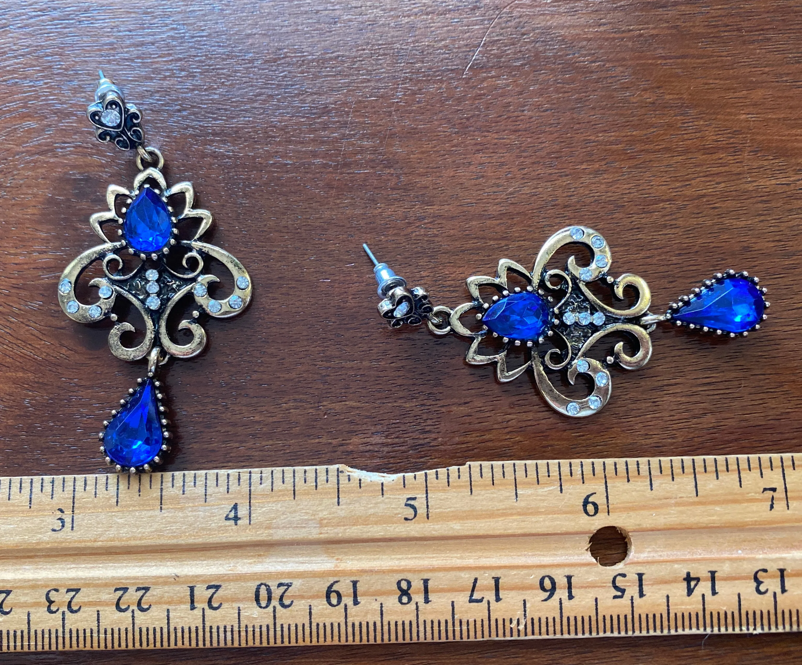Vintage Style Drop Dangly Chandelier Gold Tone Blue Rhinestone Earrings