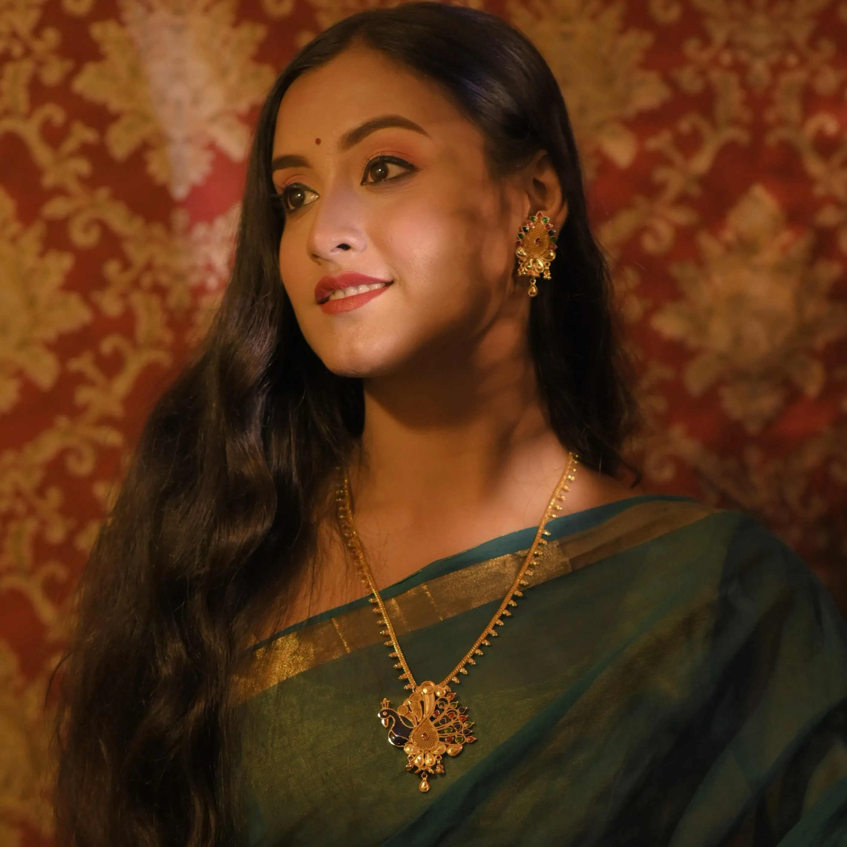 Vrinda - Mayur Chain Locket set